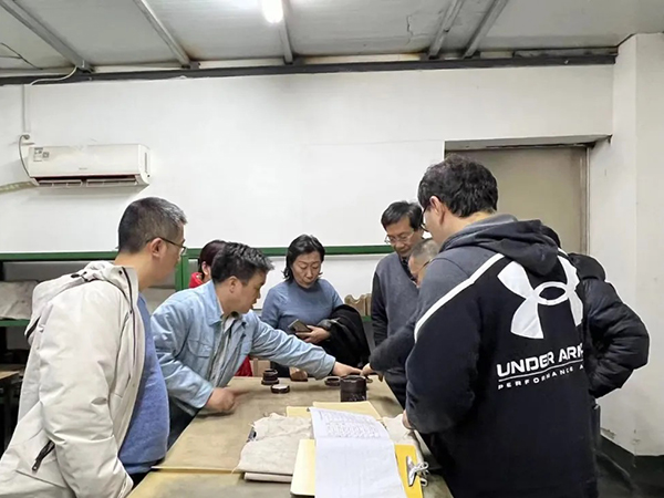 World renowned automotive interior fabric supplier Senzhi visits Zhongyuan Group